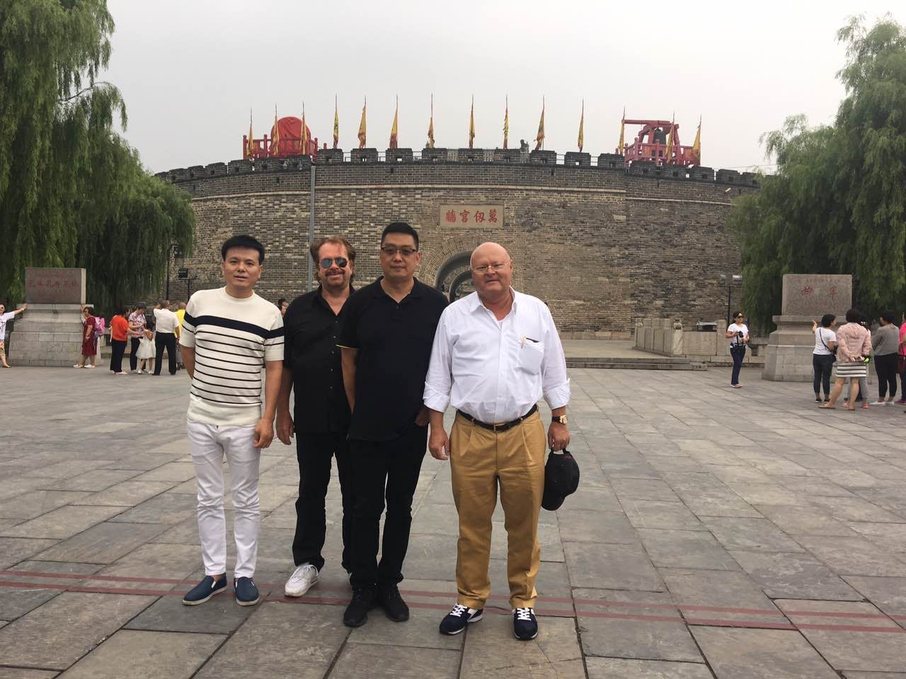 唐風(fēng)采增發(fā)創(chuàng)始人唐利民先生參加ICD世界發(fā)型設(shè)計(jì)家協(xié)會(huì) 唐風(fēng)采增發(fā)創(chuàng)始人唐利民先生參加ICD世界發(fā)型設(shè)計(jì)家協(xié)會(huì)