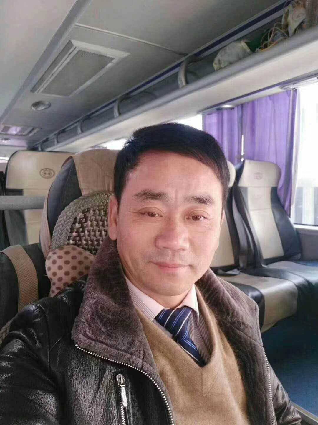 謝天謝地別謝頂，增發(fā)增顏增工資！